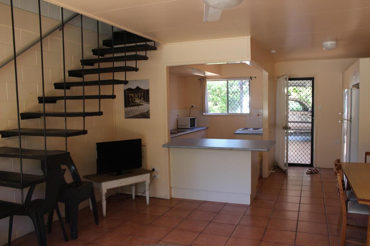 Pippies Beachhouse Backpackers Рейнбоу Бийч Екстериор снимка